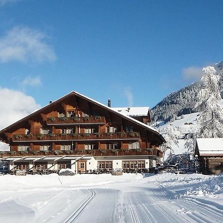 Hotel Alpenland Gstaad Eksteriør bilde