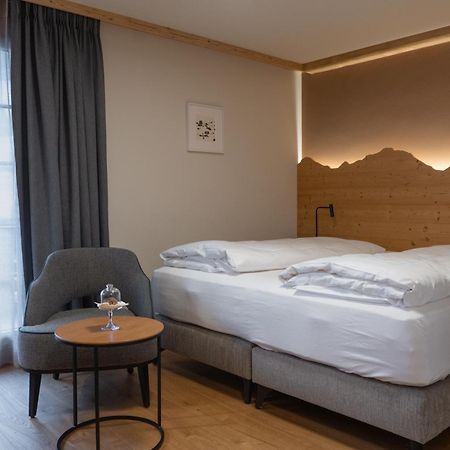 Hotel Alpenland Gstaad Eksteriør bilde