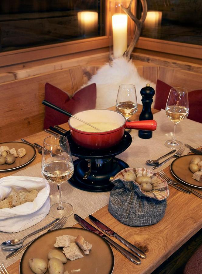 Hotel Alpenland Gstaad Eksteriør bilde