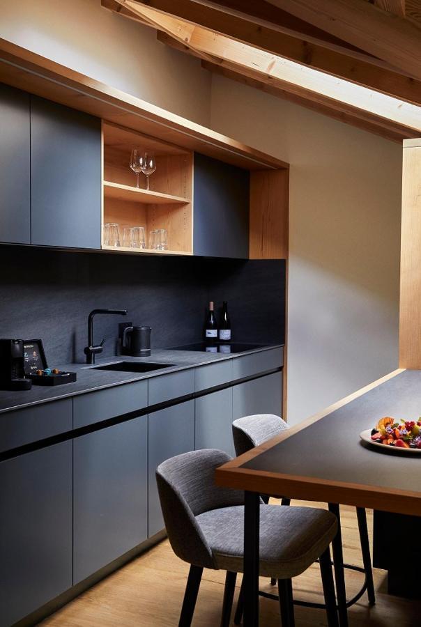 Hotel Alpenland Gstaad Eksteriør bilde