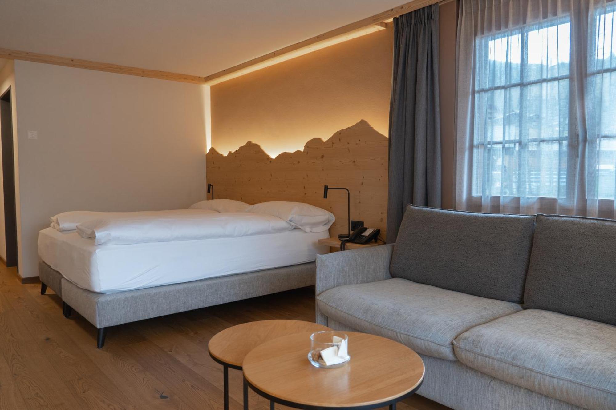 Hotel Alpenland Gstaad Eksteriør bilde