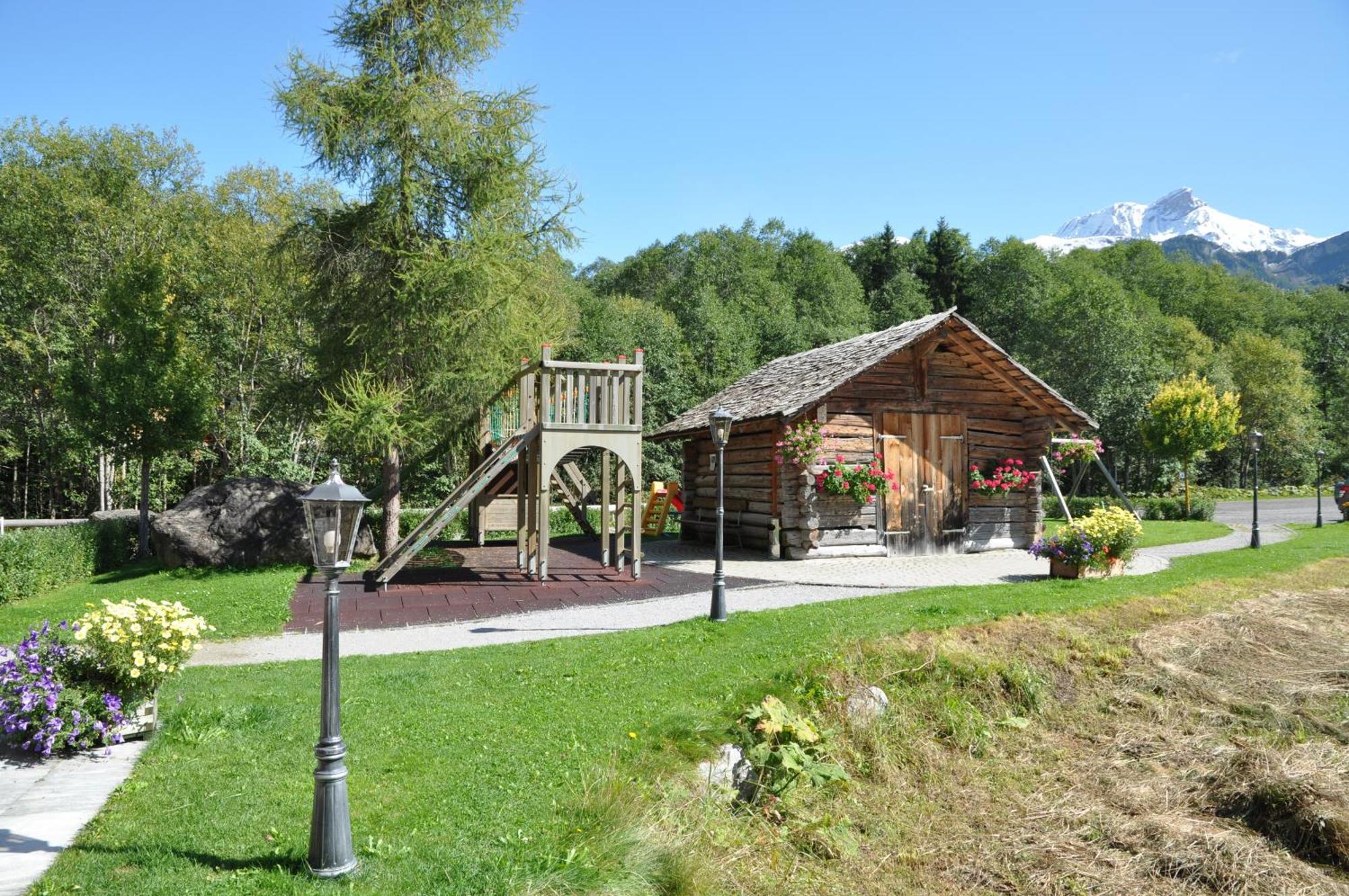 Hotel Alpenland Gstaad Eksteriør bilde